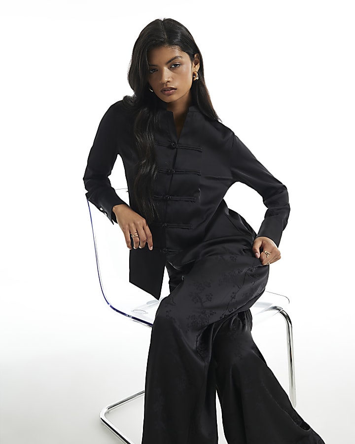 Black Frogging Shirt
