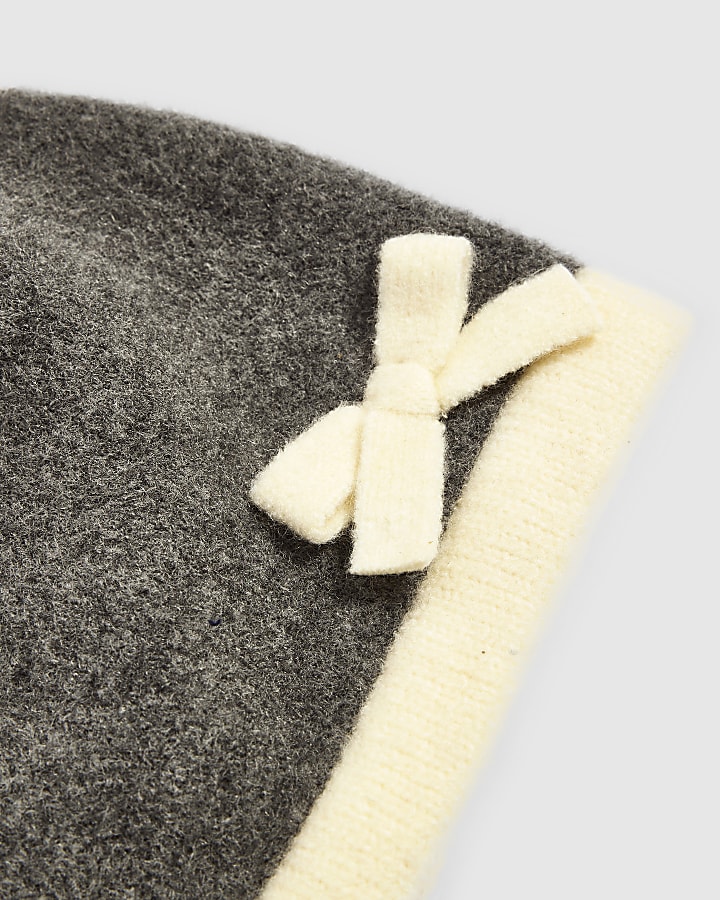 Grey Bow Knitted Beanie Hat