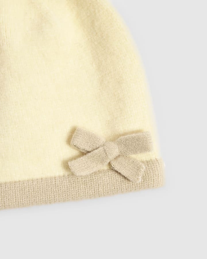 Cream Bow Knitted Beanie Hat
