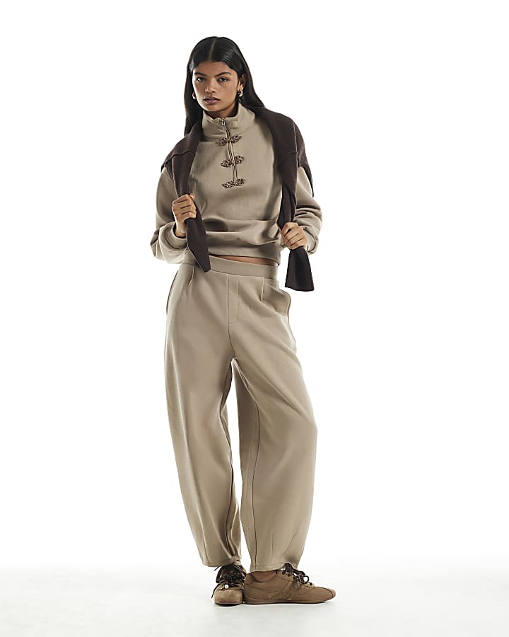 Beige Long Sleeve Frogging Zip Sweatshirt