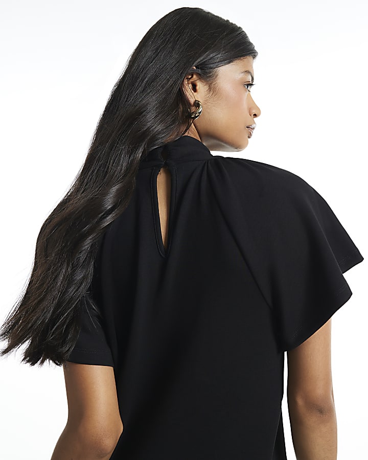 Black Short Sleeve Twist Front Top