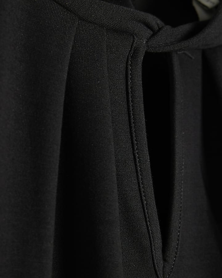 Black Short Sleeve Twist Front Top