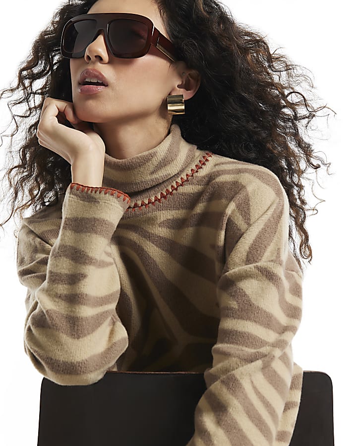 Beige Cosy Zebra Whipstitch Top