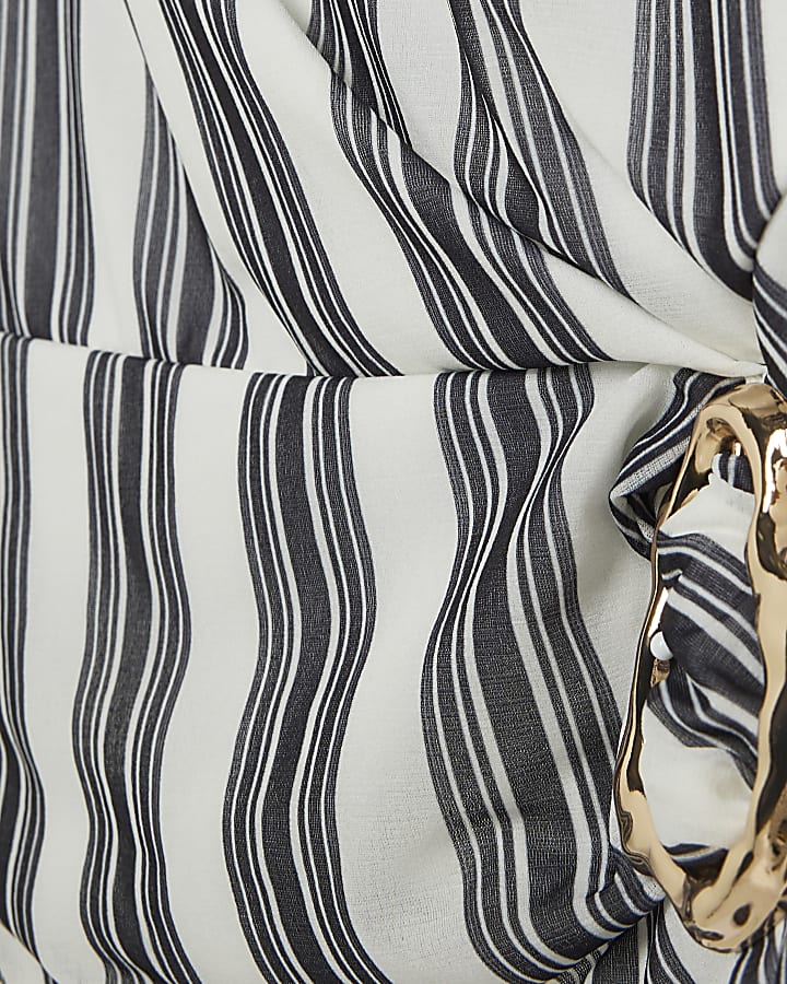 White Stripe Metal Trim Top
