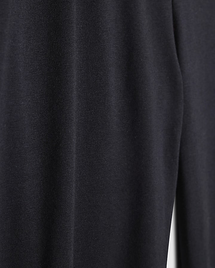 Black Capri Long Leg Leggings