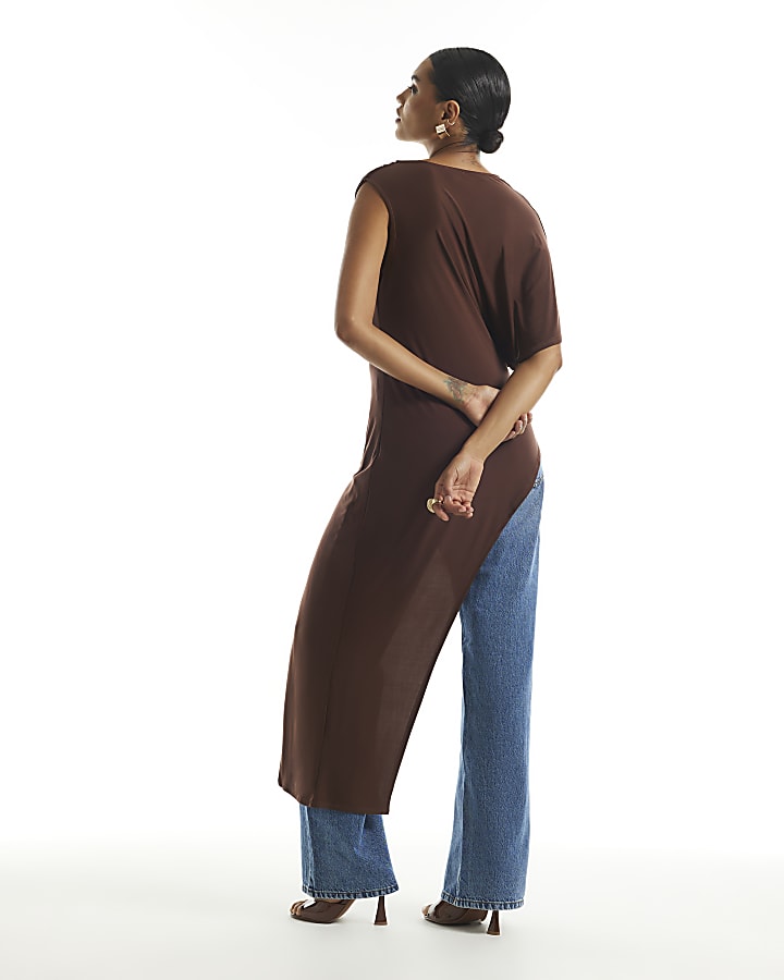 Brown Asymmetric Hem Flowing Top