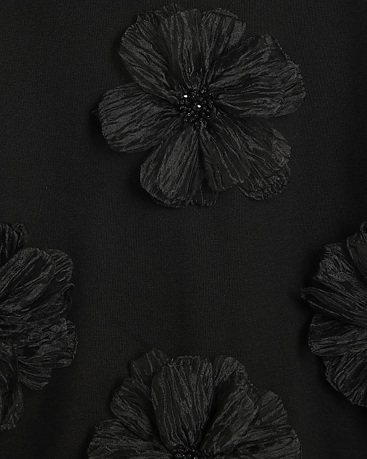 Black Contrast 3D Flower Sweatshirt