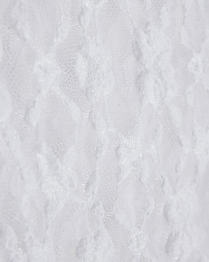 White Long Sleeve Asymmetric Hem Lace Top