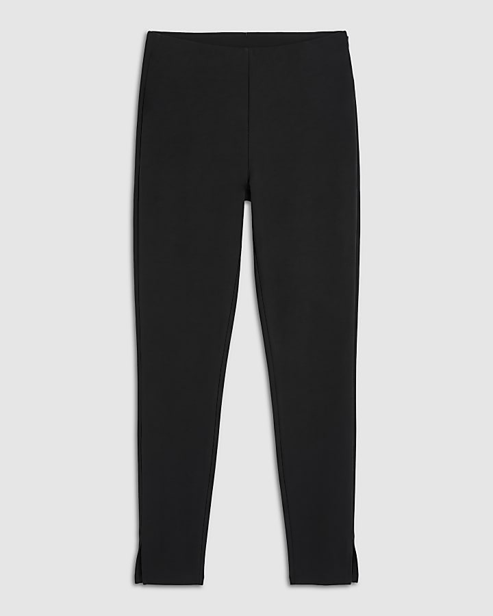 Black Velvet Regular Capri Trousers