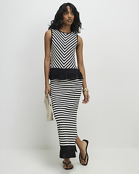 knee length dresses for ladies Modest Swim and Sports Midi Skirt with Attached Leggings main image 1