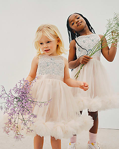 River island girls wear shop