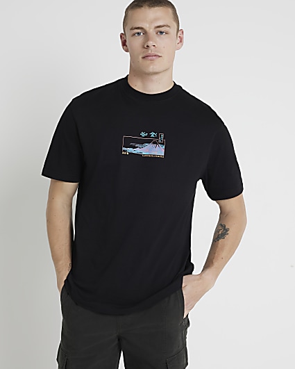 Black regular fit graphic print t-shirt