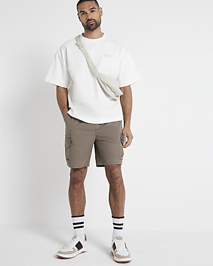Brown regular fit cargo shorts