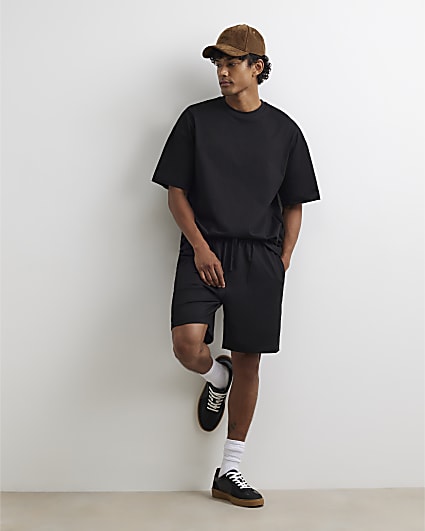 Black Oversized Fit T-Shirt And Shorts Set
