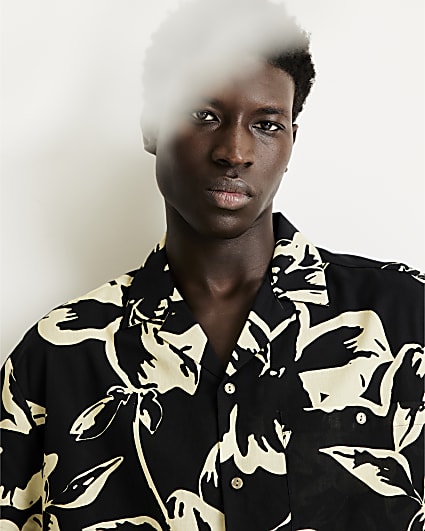 Black RI Studio Floral Short Sleeve Shirt