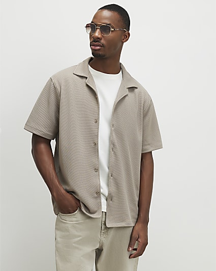 Beige Slim Fit Short Sleeve Revere Shirt