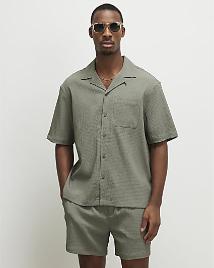 Green Regular Fit Textured Short Sleeve Shirt