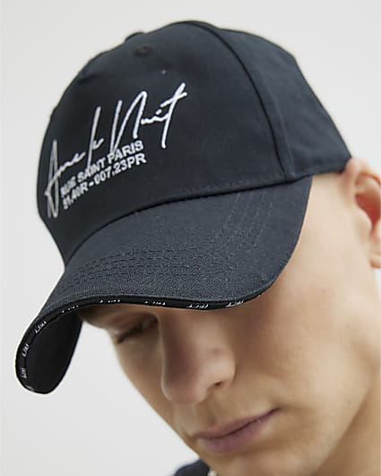Black Aime Le Nuit Cap