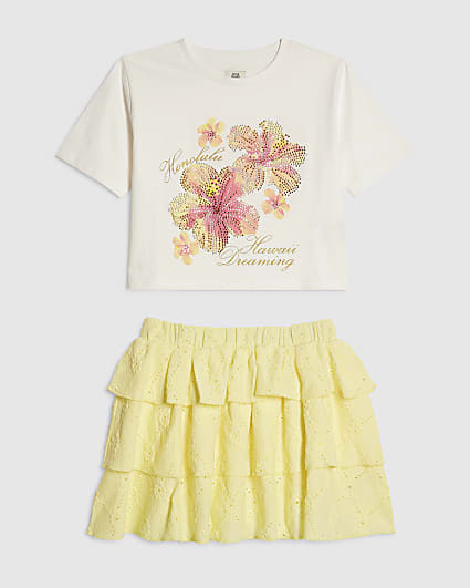 Girls Yellow Floral Embellished T-Shirt Set