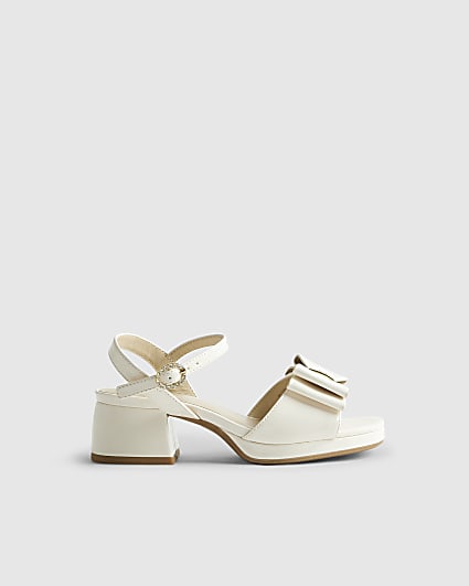 Girls Cream Patent Bow Heeled Sandals