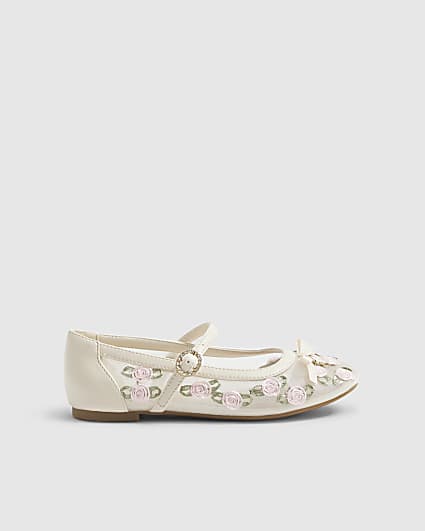 Girls Cream Rose Bud Pumps