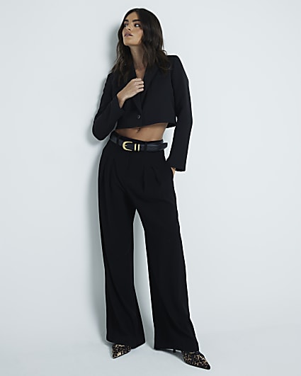 Black pleated cropped trousers sale