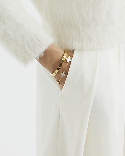 Pack of 2 Gold Bangle Clover Bracelets