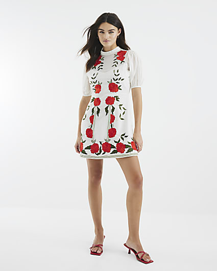 White Short Sleeve Floral Applique Mini Dress