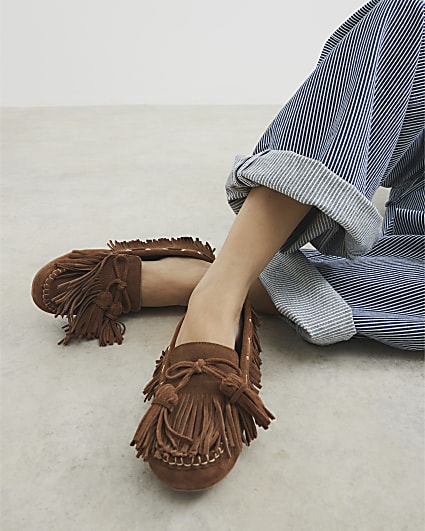 Brown Suede Fringed Loafers