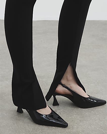 Black Pointed Court Heels