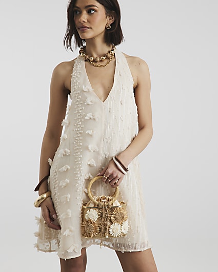 Beige Raffia Flower Basket Bag