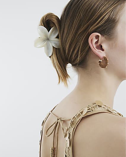 White Flower Hair Claw Clip