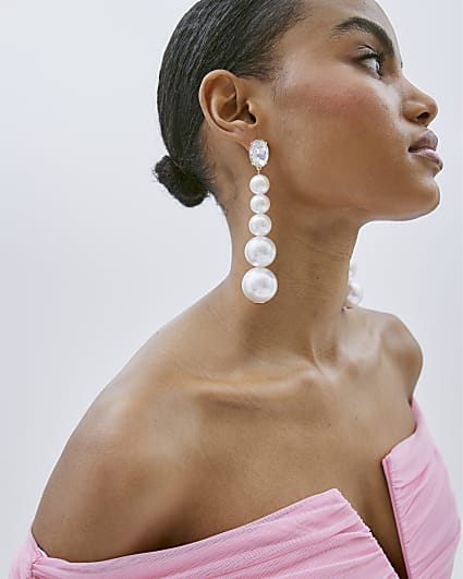 Cream Graduated Pearl Crystal Stud Earrings