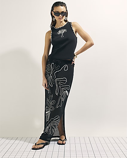 Black Palm Embroidered Sarong