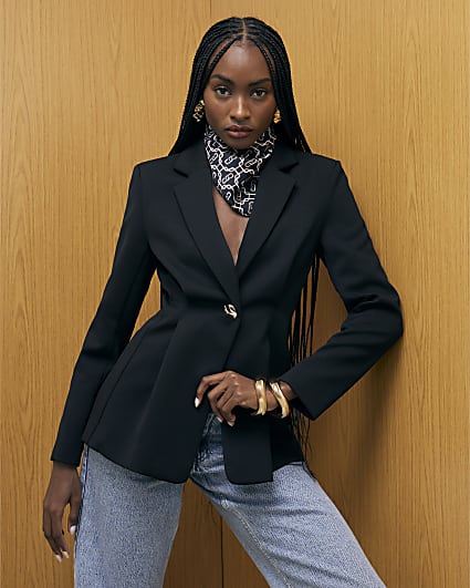 Black Long Sleeve Cinched Waist Blazer