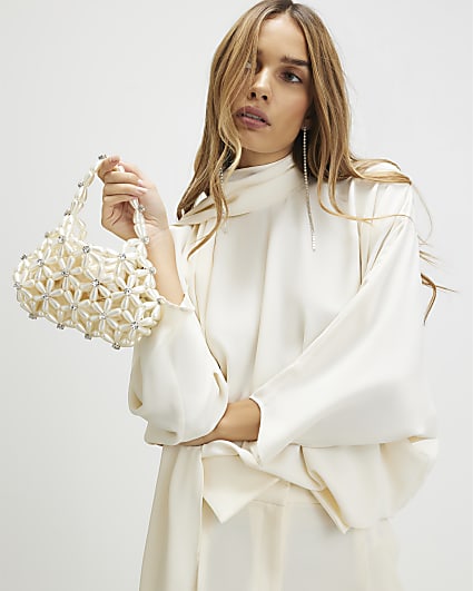 Cream Flower Pearl Beaded Grab Bag