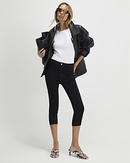 Black Skinny Capri Jeans