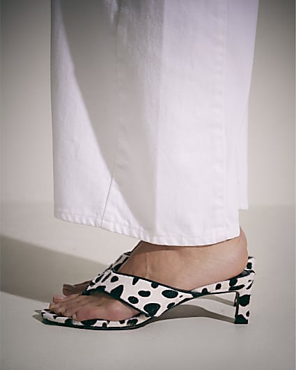 White Spot Print Toe Thong Mule Sandals