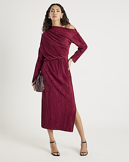 Red Plisse Long Sleeve Midi Dress