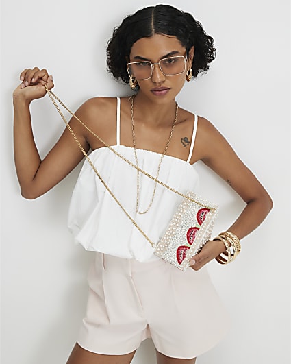 Cream Beaded Strawberry Sandwich Bag