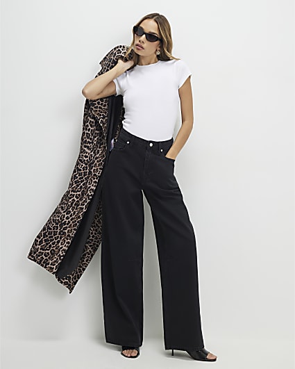 Black Classic Barrel Jeans