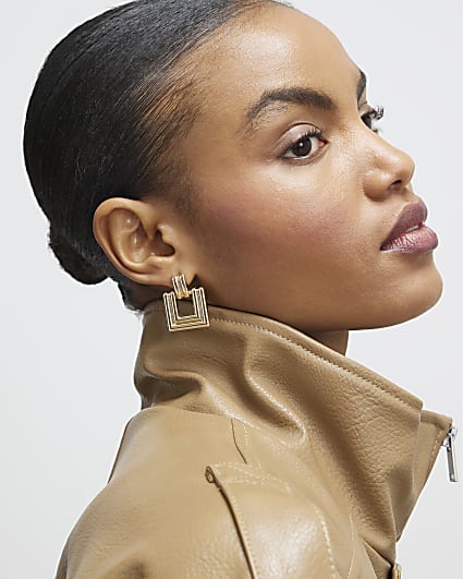 Gold Ridged Square Door Knocker Earrings