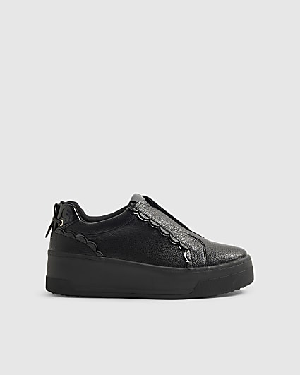 Black Scallop Flatform Trainers