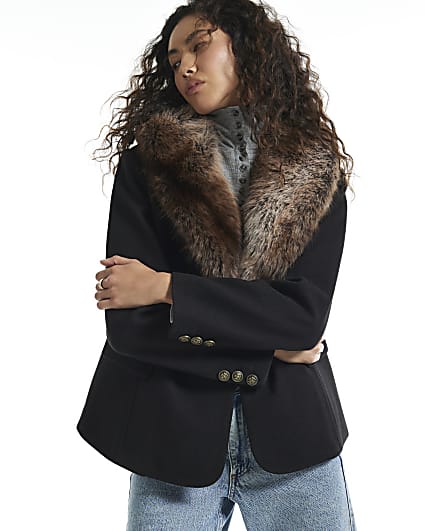 Black Faux Fur Collar Cinched Blazer
