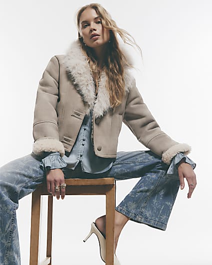 Beige Faux Fur Collar Shearling Crop Jacket