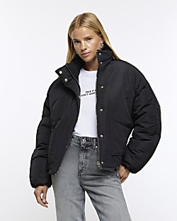 River island puffer jacket best sale with hood in black