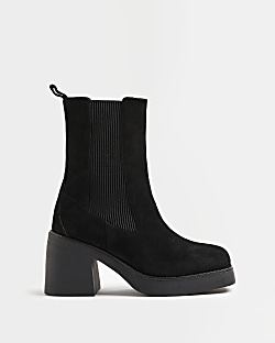 River island black clearance suede ankle boots