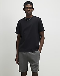 Black Regular Fit Stepped Hem T-Shirt