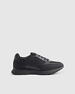 Black Runner Trainers