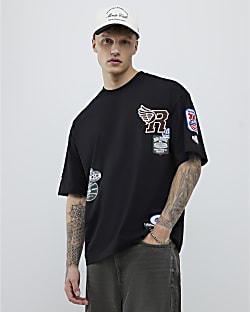 Black Boxy Fit Americana Badge T-Shirt